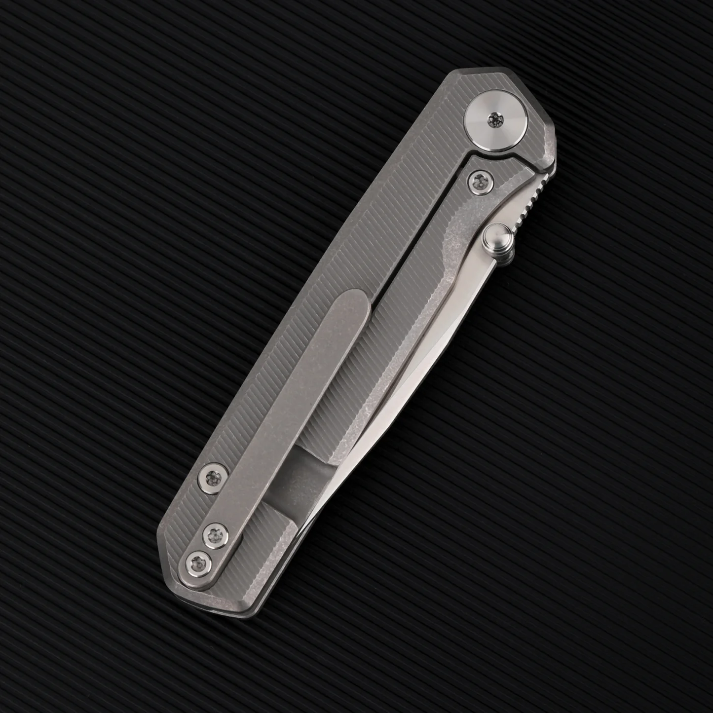 Ferramonster Kroma Folder Satin Elmax Blade Bead Blast STN WSH Titanium Handle View 10