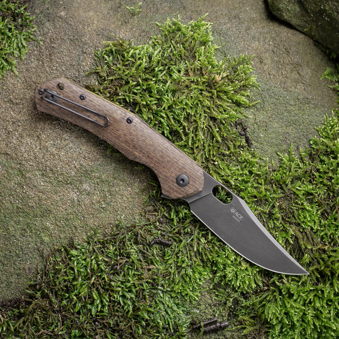 GiantMouse ACE Jutland Folding Knife PVD Vanadis 4E Blade Burlap Micarta Handle GMJUTLAND-BURLAP-MICARTA View 2