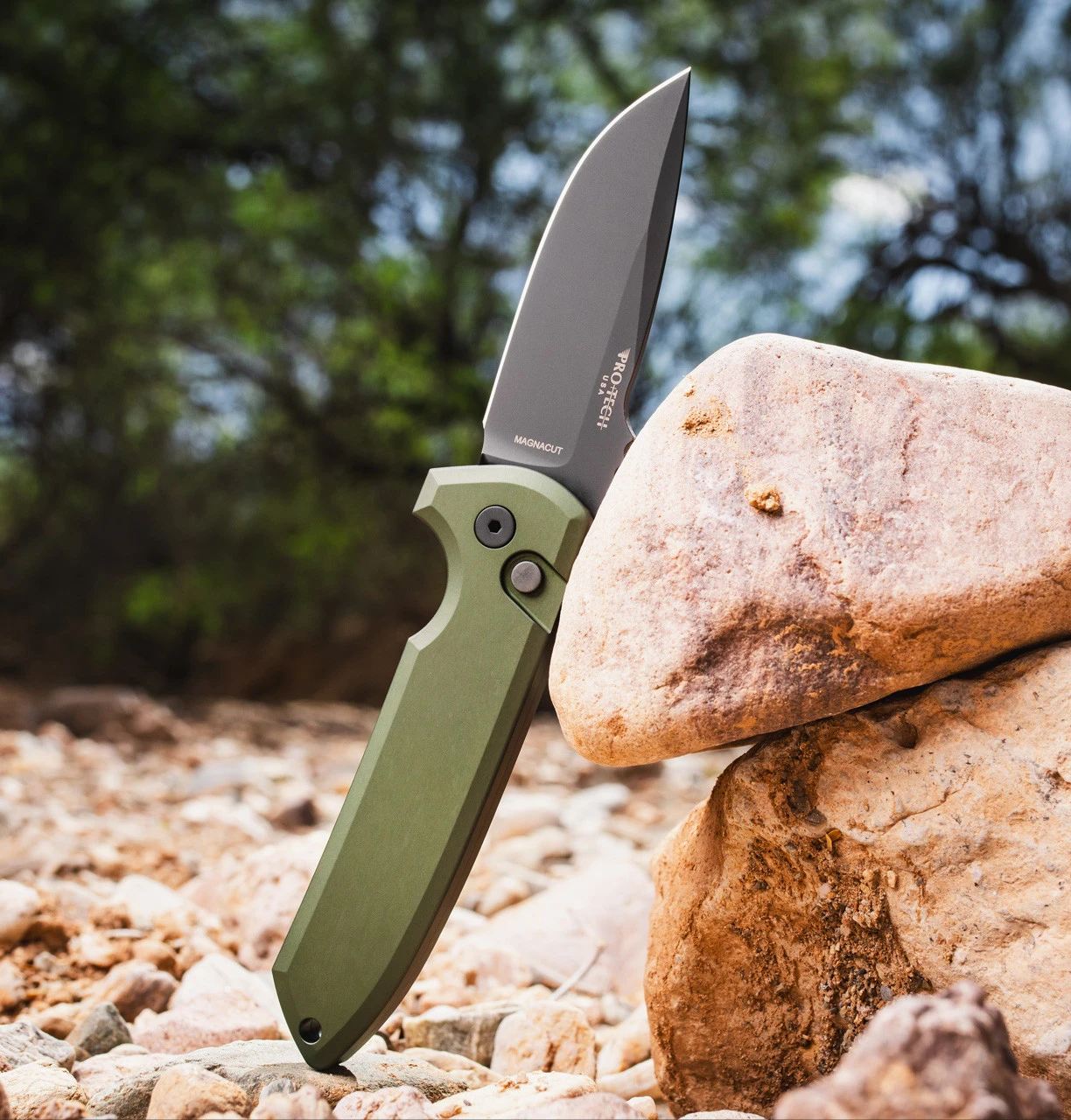 Pro Tech Auto Rockeye Solid Green Handle Black DLC Magnacut Blade AUPTLG3103-GREEN View 1