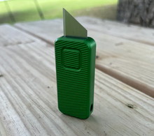 RIVERY ZERO CAB LAB COLLABORATION FILE OTF UTILITY GREEN ALUMINUM HANDLE ZERO-M-OTF-F-6061-CADLAB GR