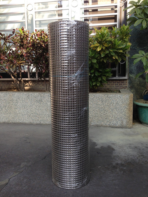 Stainless Steel Welded Wire 18ga 3'X100' 1/2mesh - FencerWire