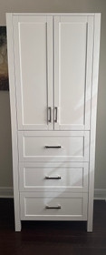 Royal York 23 inch White Double Door Linen Cabinet