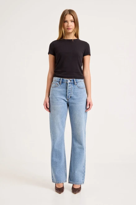 rollas-90s-boyfriend-relaxed-straight-leg-mid-rise-mid-wash-denim-jean