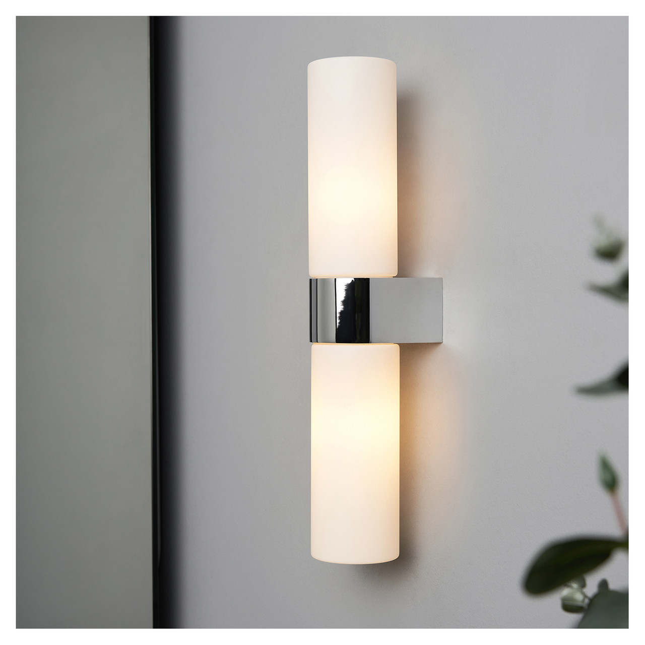 Forum Spa Cuco Bathroom Wall Light