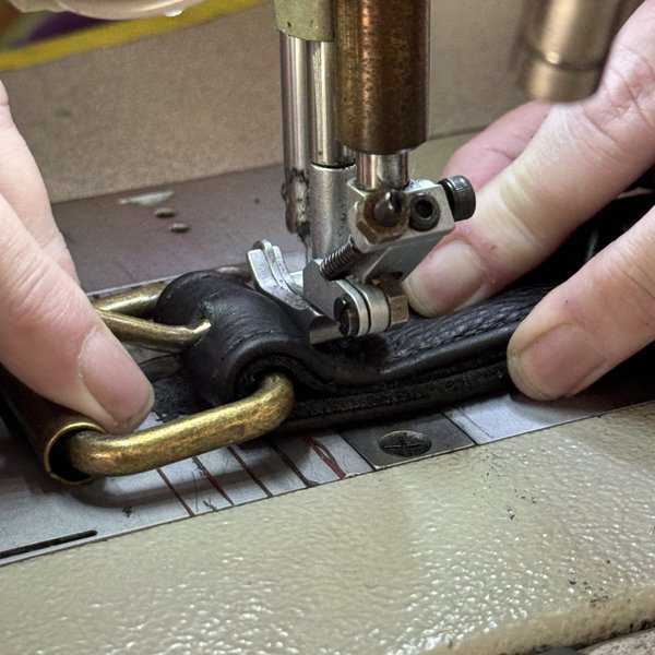 Chaps belt sewing