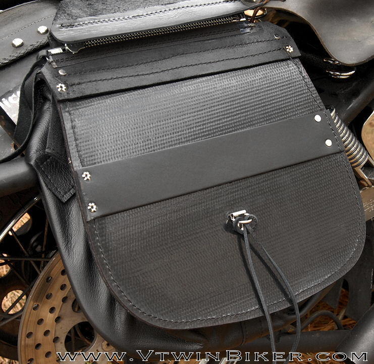 Detail view of the back of the saddlebags. Detail view of the back of the saddlebags.