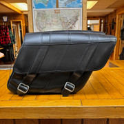 Dyna Low Rider Saddlebag w/Yoke