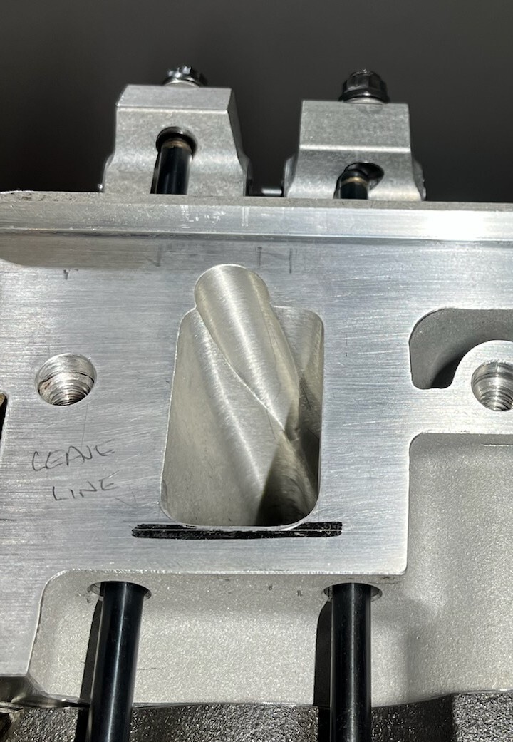 come-racing-cylinderheads.jpg