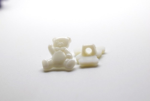 White Teddy Shank Button - 15mm - sold individual