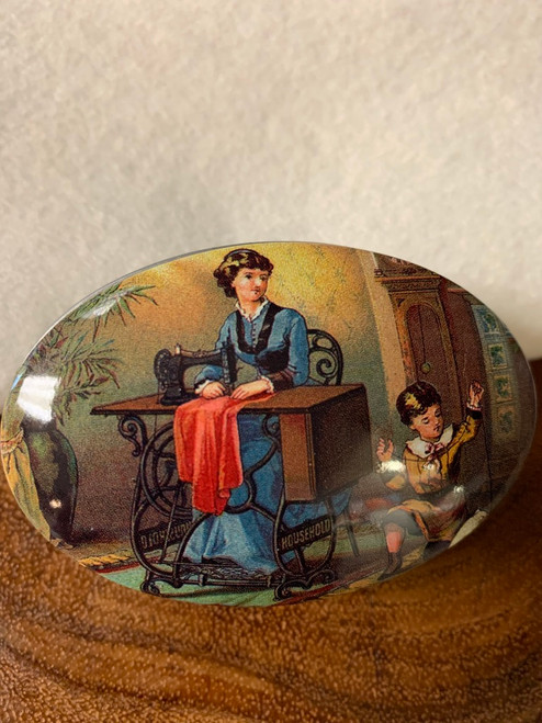 Vintage Tin - Sewing Vintage Tin - Sewing