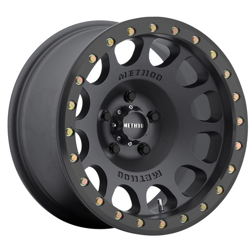 Method MR105 Beadlock 17x8.5 0mm Offset 5x5.5 108mm CB Matte Black w/BH-H24125 Wheel - MR10578555500B Photo - Primary