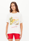 THE UPSIDE women's organic cotton creme Feeling Lucky Jodhi Tee features a classic shape and Feeling Lucky graphic printed on the front chest. Made for everyday wear.