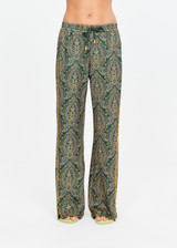 THE UPSIDE women's paisley Bamba Roma Pant is a true to size fit with a high rise waist, signature print, contrast piping and functional pockets. Made for lifestyle.