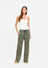 THE UPSIDE women's paisley Bamba Roma Pant is a true to size fit with a high rise waist, signature print, contrast piping and functional pockets. Made for lifestyle.