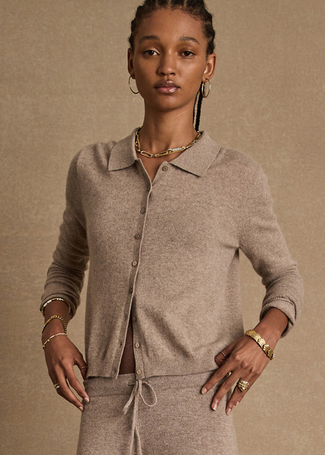 THE UPSIDE women’s brown Aimee Cashmere Collared Cardi is a regular-fit button-up style with a collar, ribbed hem and tonal pearlised buttons. Made for lifestyle.