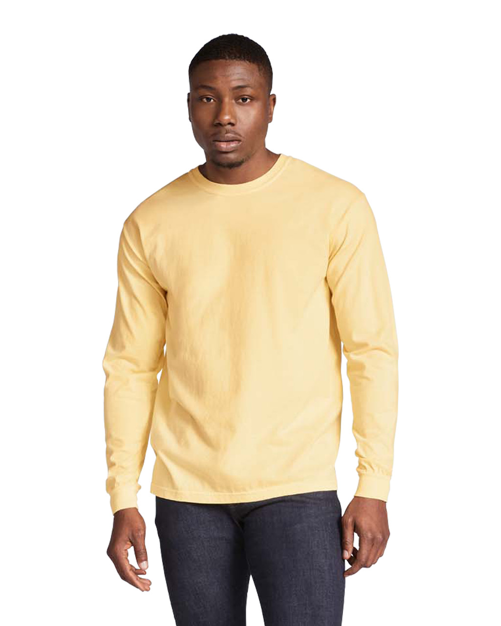 different color long sleeve shirts