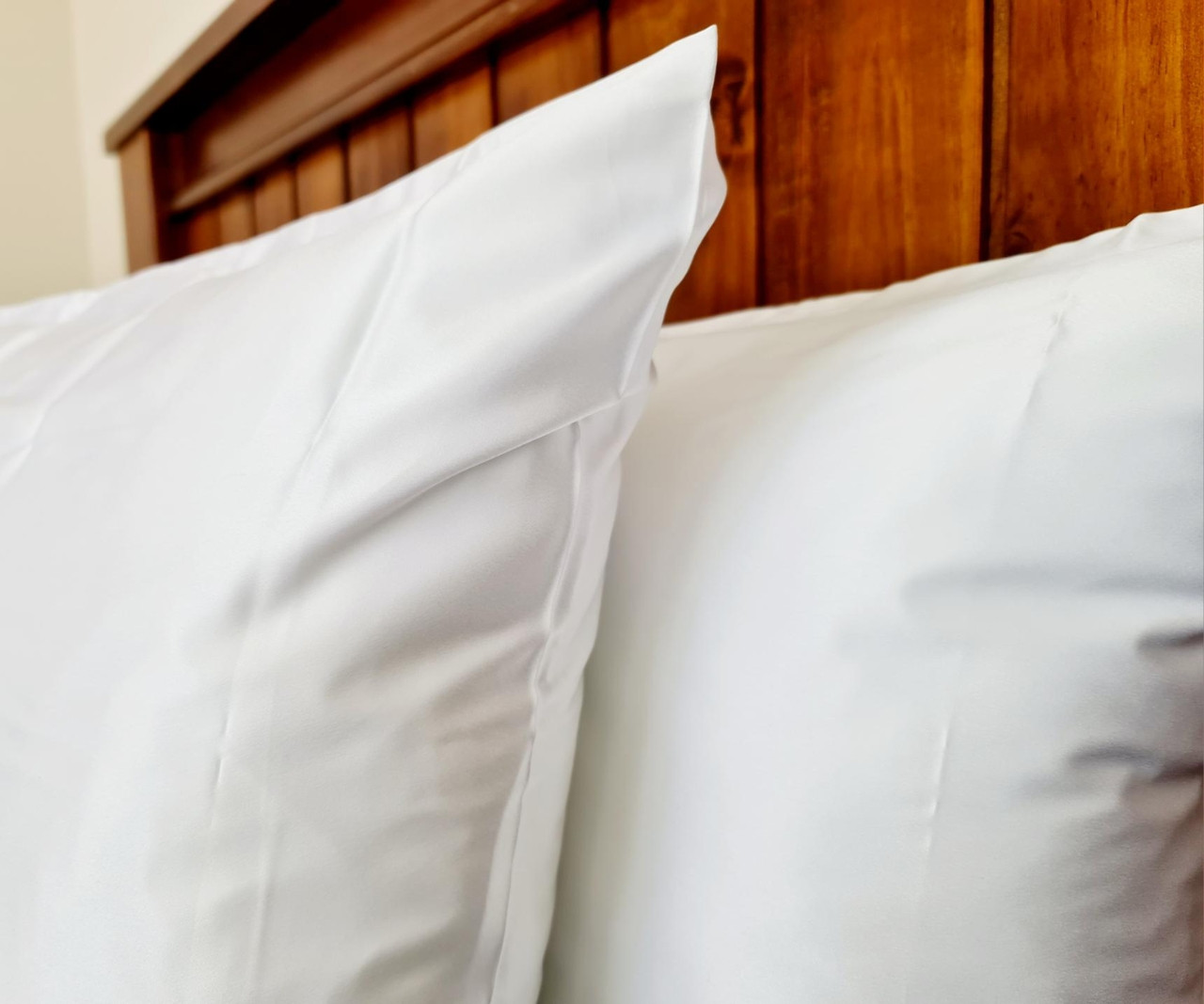 Genuine 22 Momme White Silk Pillowcase – Lightweight and hypoallergenic bedding NZ