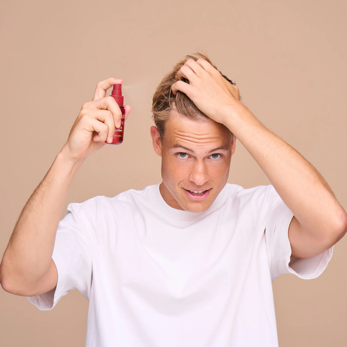 Kitsch Hair Perfume for Women - Oak & Amber | Clean, Deodorizing & Patented Odor-Eliminating Technology Hair Spray & Body Mist - Freshen Hair, Body & Pillows- Berries and Blooming Jasmine Scent - 50mL