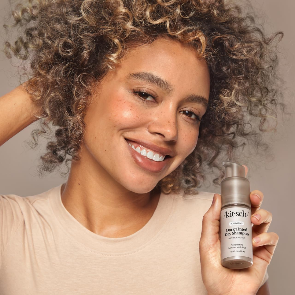 Kitsch Volumizing Rice Protein Dry Shampoo Powder - Dry Shampoo for Women & Men, Dark Hair, No White Cast, Absorbs Oil, Non-Greasy, Fragrance Free, Travel Size | Ideal Gifts for Women- Dark Tinted