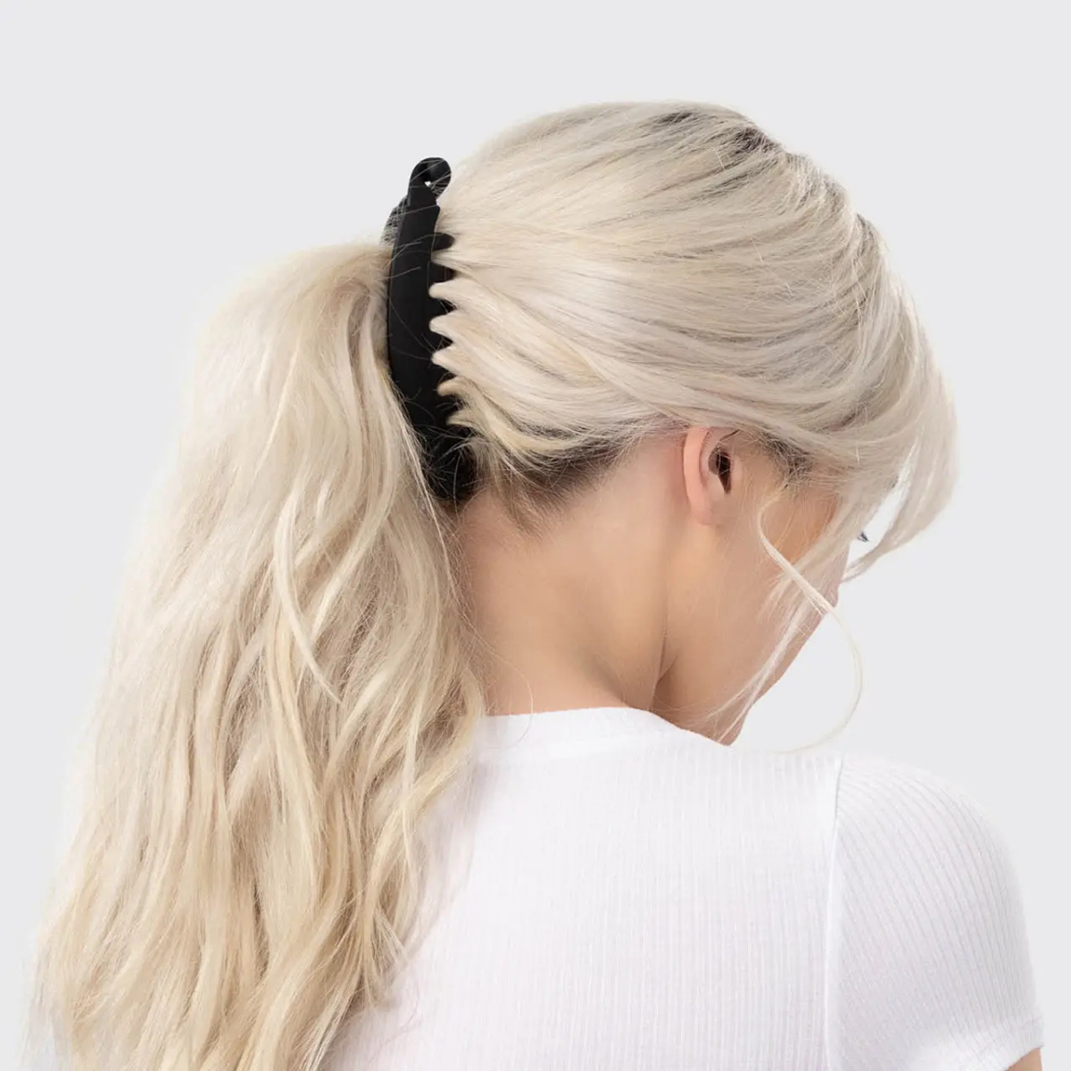 Kitsch Banana Clips For Women - Retro 80s Style Banana Hair Clips | Secure & Durable, No Crease Hair Accessories for Women | Styling, Ponytails & Updos | Ideal Gifts for Women - Black & Tort, 2pcs