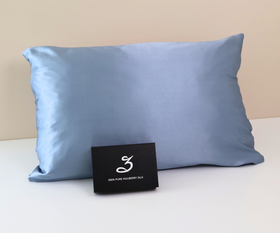 Grayish Blue Silk Pillowcase 22 Momme 100% Mulberry Silk Grade 6A 70x50cm with Hidden Zipper and Gift Box