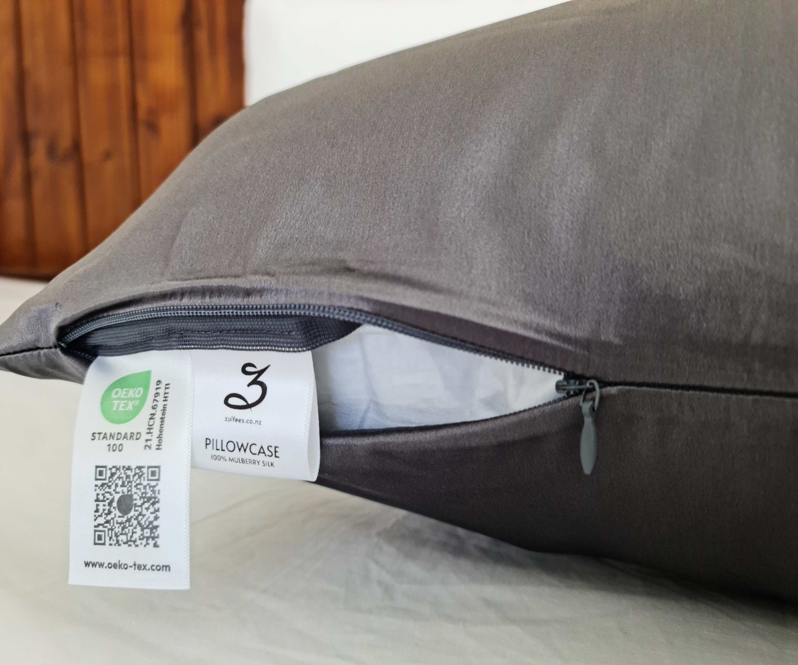 Zulfees Silk Pillowcase Charcoal OEKO TEX STANDARD 100 Certified