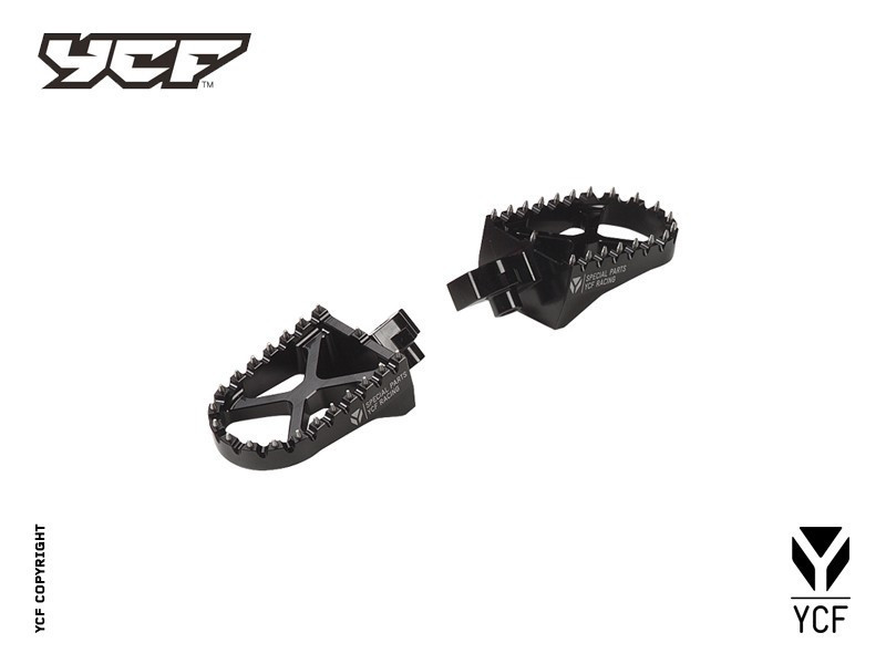 ALUMINIUM CNC FOOT PEGS SET Bla