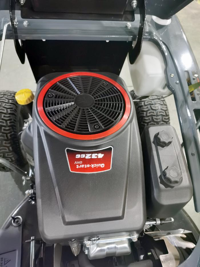 Trattorino Rider MRS 145-76H Ama con motore a 4 tempi e avviamento elettrico - Ama