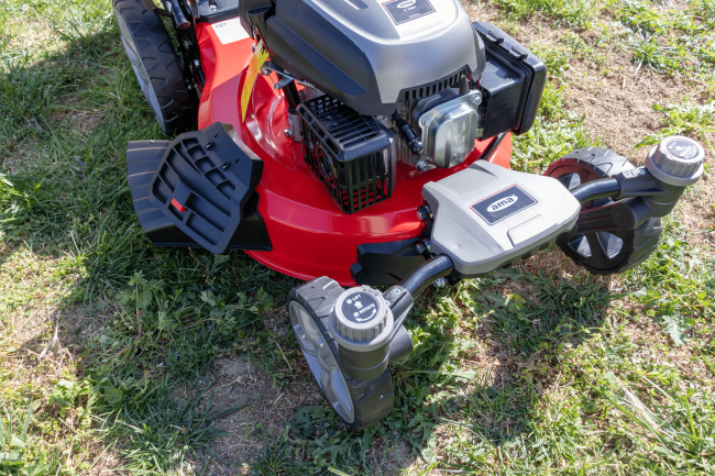 Rasaerba a trazione Ama Zturn TRX 510Z da 196cc funzioni 4in1 - Ama