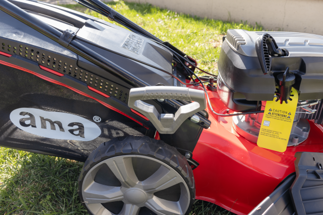 Rasaerba a trazione Ama Zturn TRX 510Z da 196cc funzioni 4in1 - Ama