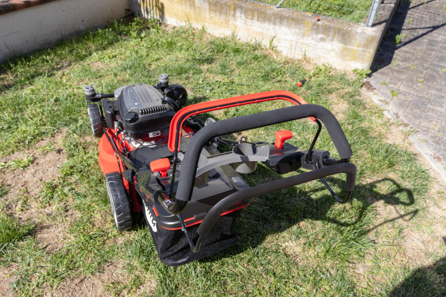 Rasaerba a trazione Ama Zturn TRX 510Z da 196cc funzioni 4in1 - Ama