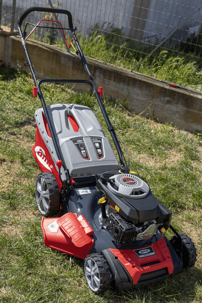 Rasaerba a trazione Ama NRT 525 da 146cc funzioni 4in1 - Ama