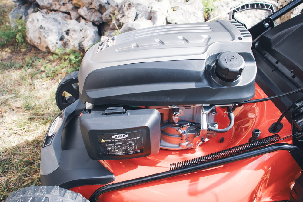 Rasaerba a trazione Ama TRX 525 da 145cc funzioni 4in1 - Ama