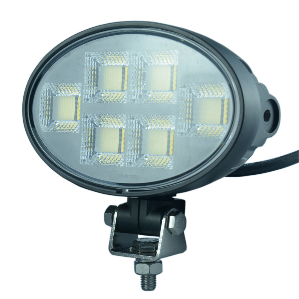 Faro lavoro LED 10-30V DC, 150W, 12000 LM. Fascio di luce ampio, 150 LED - Ama