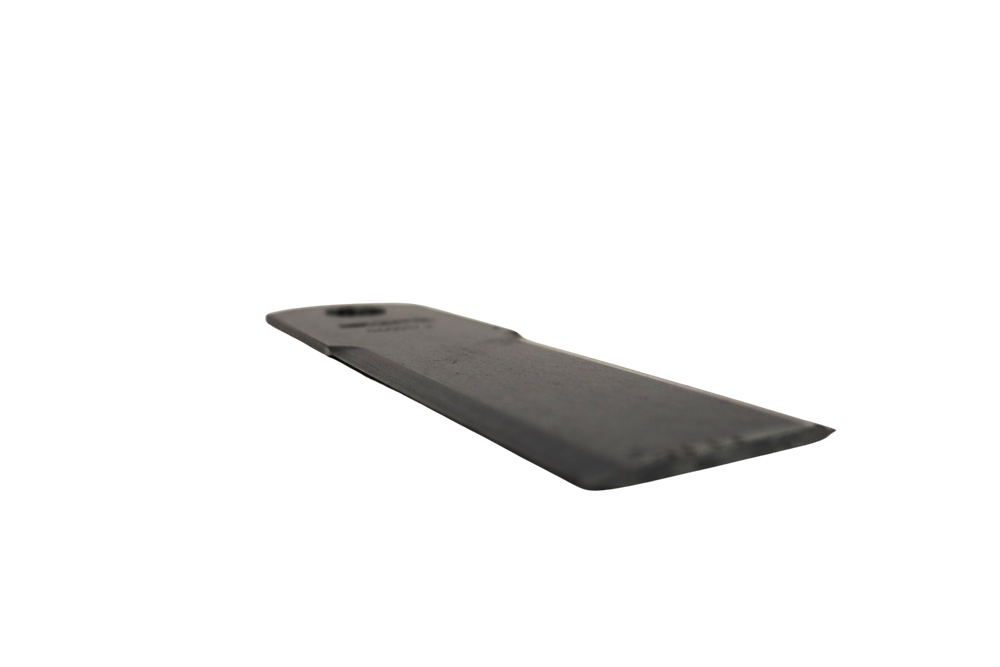 Coltello trinciapaglia con foro Ø 18mm lunghezza 173mm - Ama