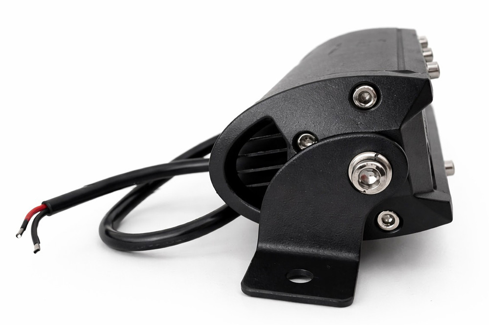 Faro da lavoro a barra 6 LED ad ampio raggio Flood 30W IP67 - Ama