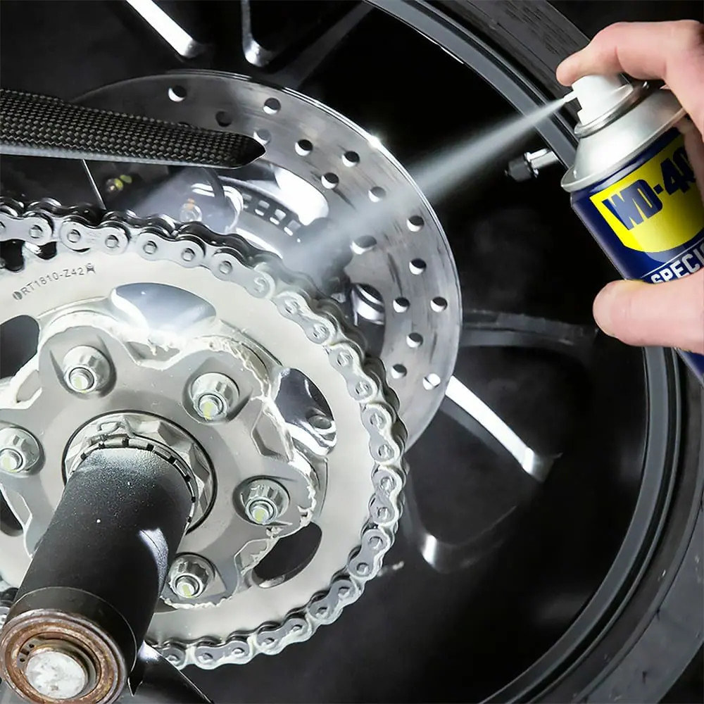 WD-40 grasso catena moto - WD-40