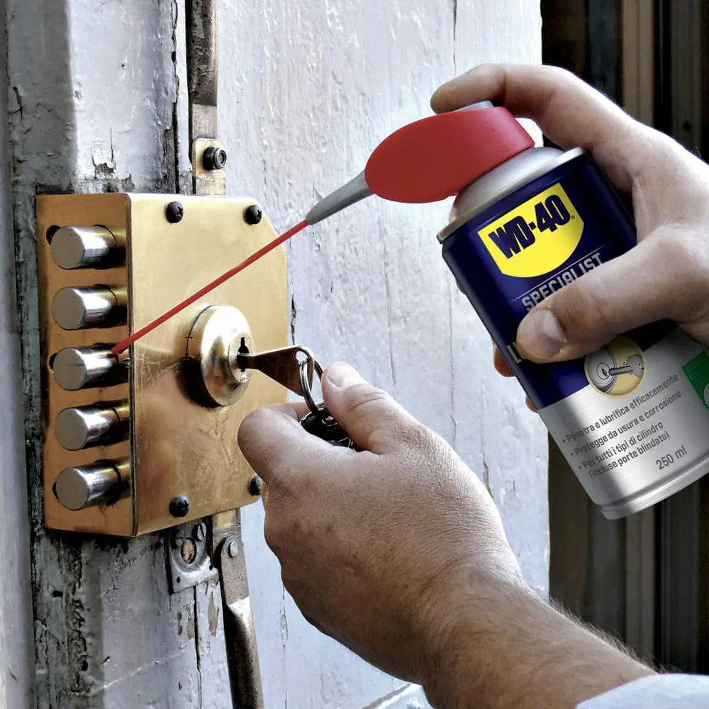 WD-40 lubrificante serrature - WD-40