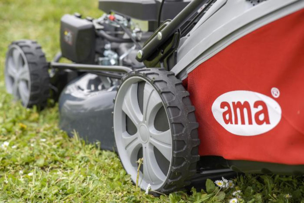 Rasaerba a trazione Ama NRT 535 da 196cc funzioni 4in1 - Ama
