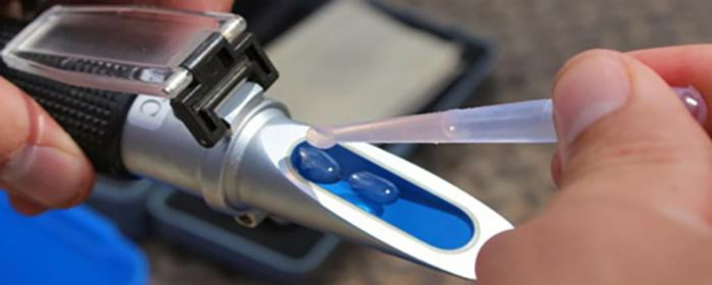 Rifrattometro in scala 58-90% Brix - Ama