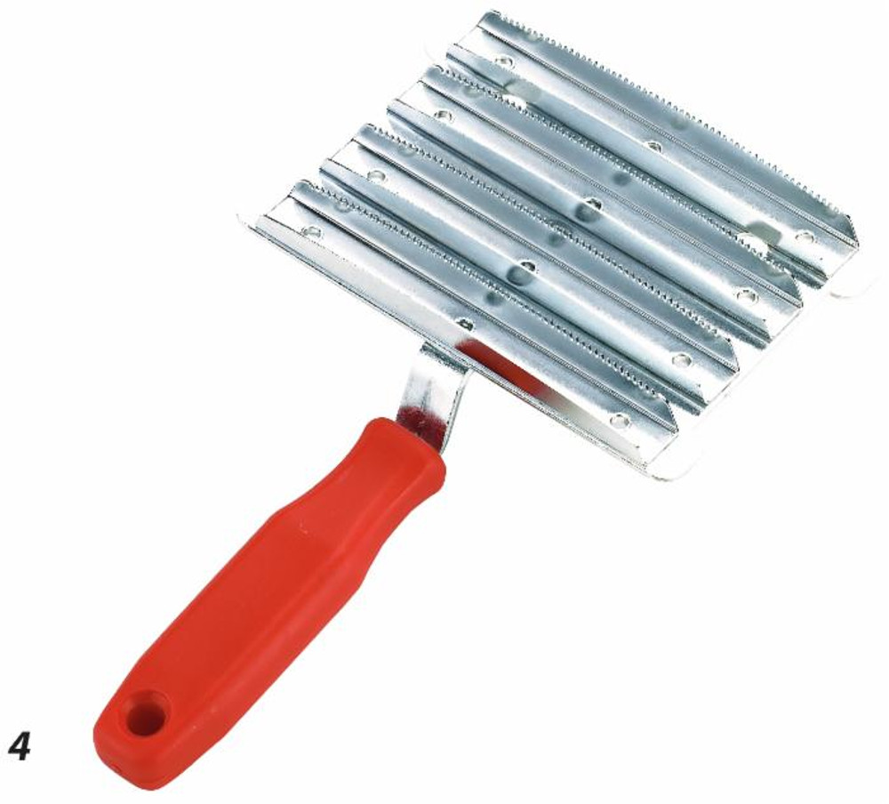 Striglia zincata a denti fini e 14 cm - Ama