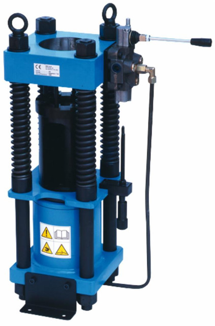 Pressatubi semiautomatica 1"1/2 - Ama Refluid