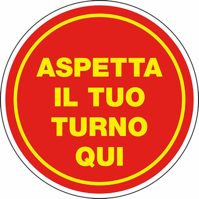 Segnaletica adesiva Covid-19 aspetta il turno - Ama