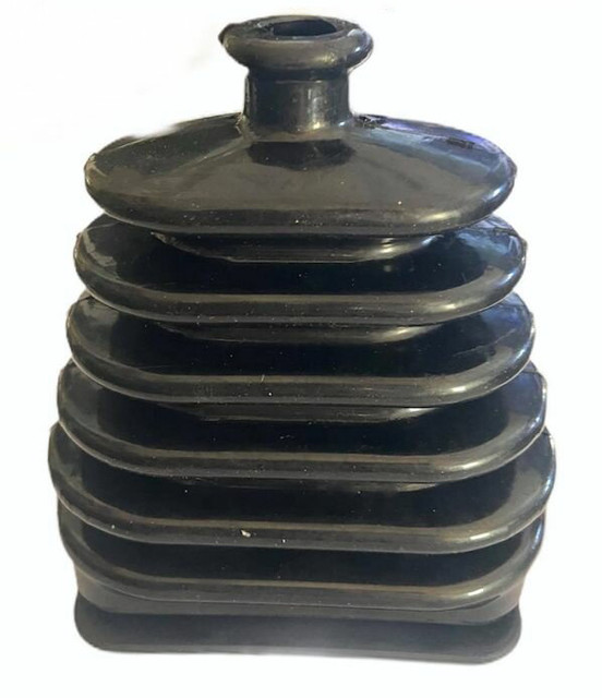 Cuffia adattabile a trattore Fiat 5153340 - Ama