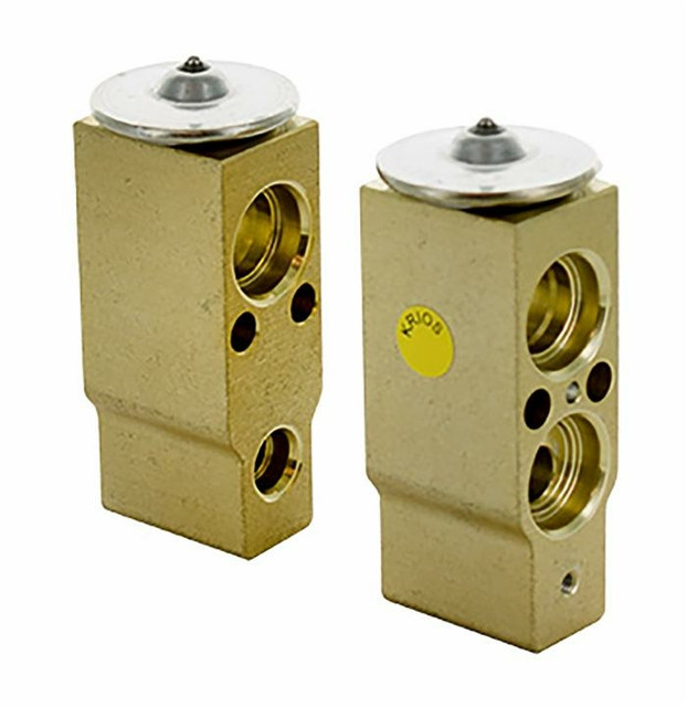 Valvola di espansione adattabile case 82002793 - Ama