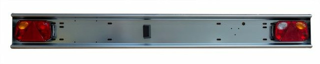 Paraurto fisso  in ferro pre-zincato 2000 mm con fanali posteriori e luce targa 12V alogeni. - Ama