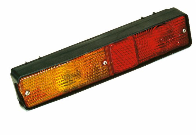 Fanale posteriore dx-sx a 3 luci e fissaggio con molle Ama - Ama