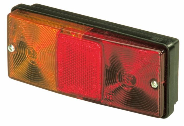 Fanale posteriore alogeno Ama per mezzi agricoli e veicoli di trasporto 160x59,5x68 mm - Ama