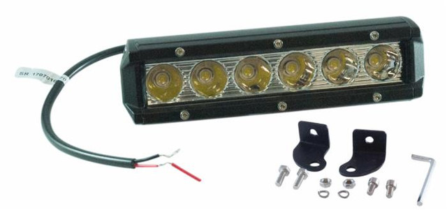 Faro da lavoro a barra 6 LED ad ampio raggio Flood 30W IP67 - Ama