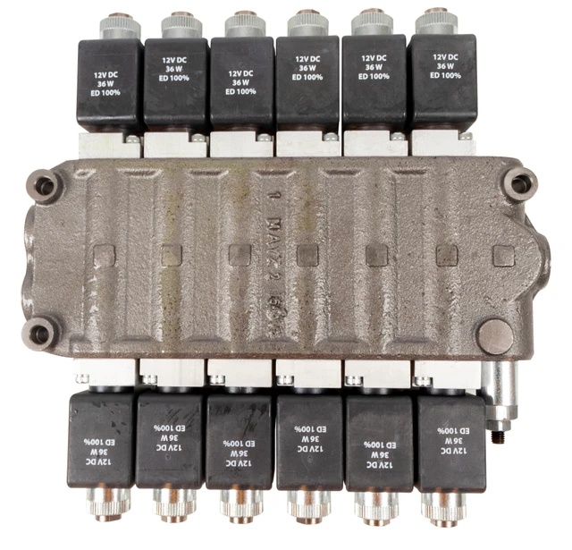 Distributore elettrico 6 sezioni 3/8 BASIC - Ama